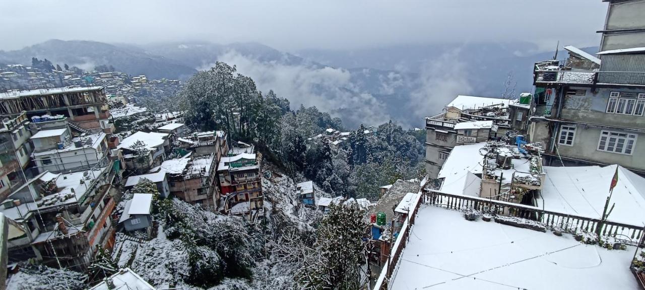 Hotel Amaira Darjeeling  Dış mekan fotoğraf
